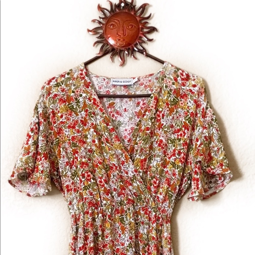 NWOT! Piper and Scoot floral wrap midi dress (s)